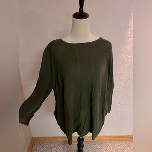 Christopher and banks dark green sweater 1x. Lightweight.